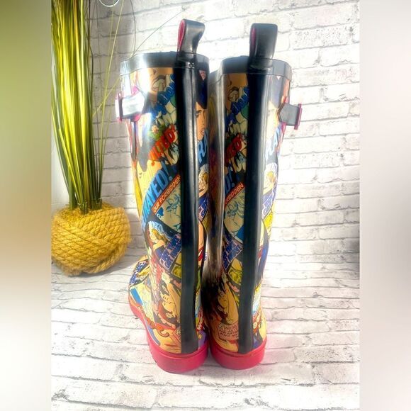 COMIC BOOTS- Hero, Marvel comic rain boots Sz 8‎ - Picture 3 of 5